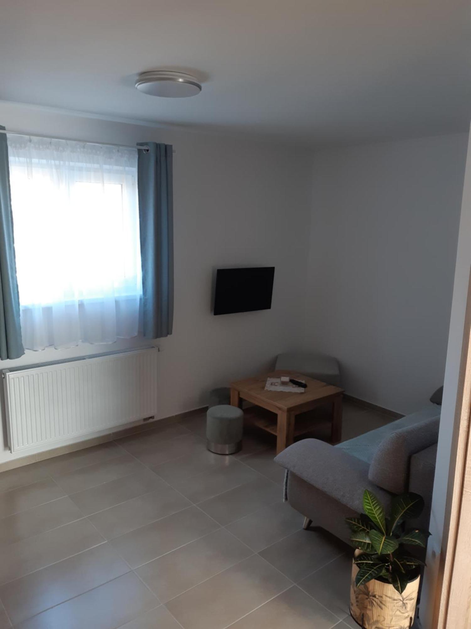 Apartamento Vilka Čachtice Exterior foto